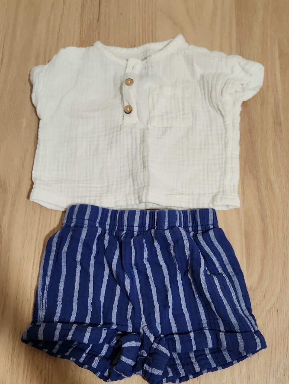 Cat & Jack Cream Baby Button-Front Gauze Top 6-9m